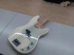 FENDER U.S.A PRECISION