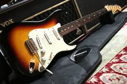 FENDER  JAPAN TRADITIONAL '60S STRATOCASTER RW 3CS 2024