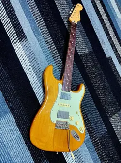 USED 2024 FENDER MADE IN JAPAN HYBRID2 HSH STRATOCASTER NATURAL