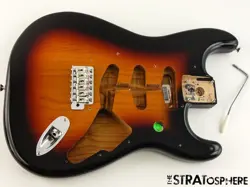 FENDER VINTERA II 60S RI STRATOCASTER STRAT BODY + HARDWARE 3TS.