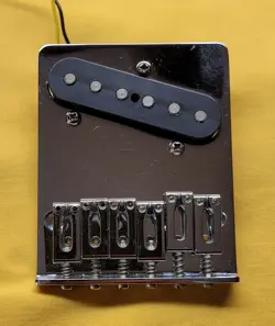 MOUNTED BRIDGE PICKUP