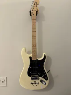 FENDER SQUIER STRAT HARD ROCK CAFE CREAM  ELECTRIC GUITAR - COLLECTIBLE