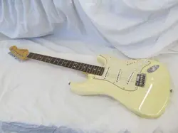 FENDER USA AM STANDARD ST ELECTRIC GUITAR