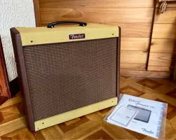 RARE FENDER BLUES JUNIOR III  FSR LTD EDITION 15-WATT 1X12