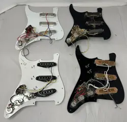PICKGUARDS 2000 FENDER