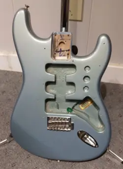 FENDER MIM STRATOCASTER ELECTRIC GUITAR BODY AGAVE BLUE 2009