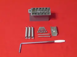 2010 FENDER STRATOCASTER AMERICAN VINTAGE REISSUE STEEL BLOCK TREMOLO 57/62 AVRI