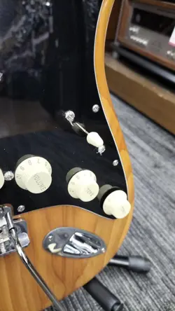 FENDER AMERICAN PROFESSIONAL II STRAT STRATOCASTER TYPE