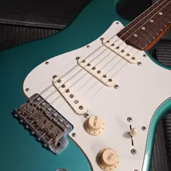 1960 STRATOCASTER LAKE