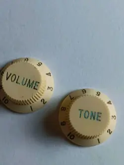 KNOB PAIR VOLUME