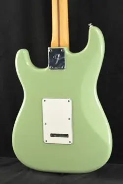 FENDER PLAYER II STRATOCASTER BIRCH GREEN ROSEWOOD FINGERBOARD