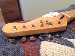 PARTSCASTER STRATOCASTER W/