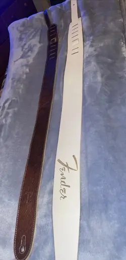 AUTHENTIC LEATHER EXCELLENT