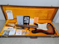 FENDER CUSTOM SHOP 1960 STRATOCASTER #PF7AK5