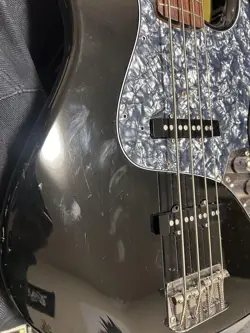 FENDER JAZZ BASS FENDER JAPAN VINTAGE ELECTRIC BASS GUITAR