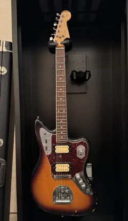 FENDER KURT COBAIN ROAD WORN JAGUAR NO.MG1589