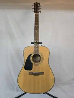 FENDER CD100LH NAT LEFT-HANDED ACOUSTIC GUITAR WITH CASE