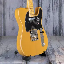 FENDER AMERICAN PROFESSIONAL II TELECASTER, BUTTERSCOTCH BLONDE