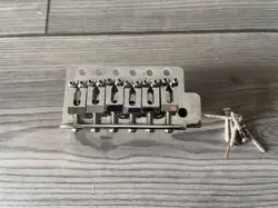 FENDER SQUIER 6 SCREW VINTAGE STYLE BRIDGE FOR STRATOCASTER PROJECTS