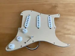 2005 FENDER AMERICAN STRATOCASTER LOADED PICKGUARD PICKUPS USA