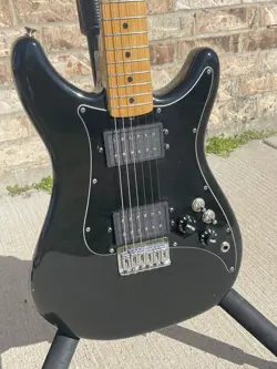 VINTAGE FENDER PLAYER