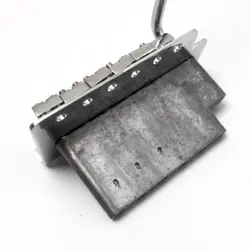 GUITAR SINGLE TREMOLO