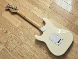 STRATOCASTER USED 1995