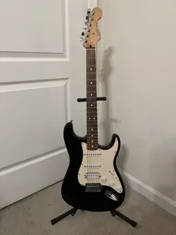 FENDER STRATOCASTER WITH HARD CASE