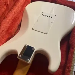 FENDER CST-30 1984-87