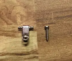 FENDER AMERICAN ROLLER STRING TREE CHROME