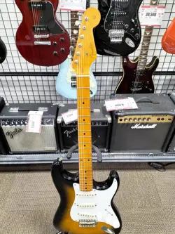 FENDER ST57-65 ELECTRIC GUITAR SAFE DELIVERY FROM JAPAN