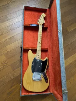 FENDER JAPAN MUSTANG MG77  NO.MG2456