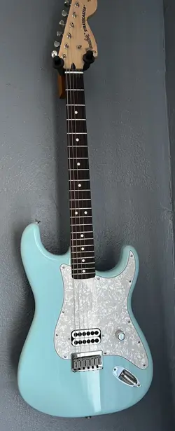 DAPHNE BLUE REISSUE