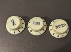 1970S FENDER STRAT VOLUME TONE KNOBS