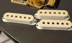 VINTAGE PICKUP COVERS FOR FENDER SINGLE COIL PICKUPS