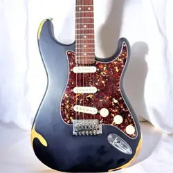 GOOD CONDITION UNIQUE