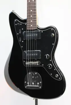 FENDER MADE IN JAPAN LIMITED STARMASTER BLACK 3.58KG