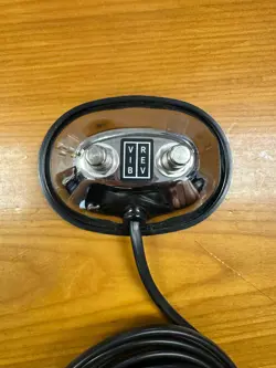 VIB/REV SWITCH PEDAL