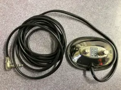 VINTAGE FENDER 2 BUTTON FOOTSWITCH REVERB/VIBRATO