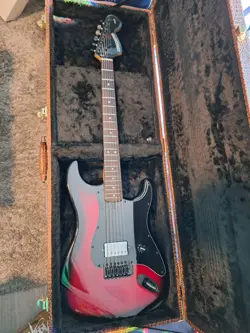 2006 STARCASTER STRAT