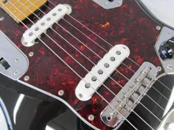 FENDER MEXICO VINTERA II 70S JAGUAR MN BLK BODY TYPE