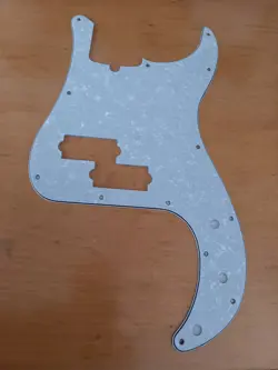 NEW  PICKGUARD FOR FENDER US STANDARD PRECISION P BASS ,WHITE PEARL