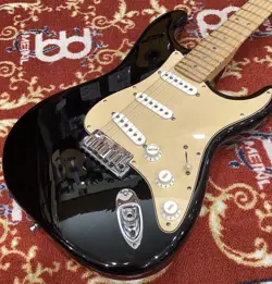 ULTRA STRATOCASTER 2014