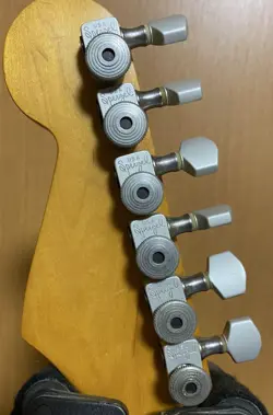 P-90 STRATOCASTER