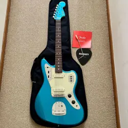 FENDER JAPAN JAGUAR BLUE
