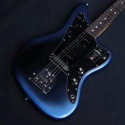 DARK NIGHT US23111386