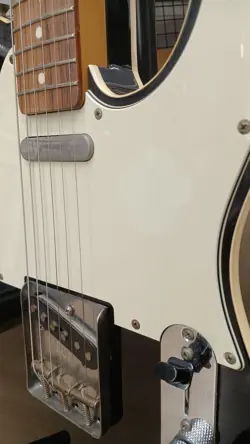 FENDER JAPAN TL62B ELECTRIC GUITAR