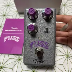 FENDER HAMMERTONE FUZZ GUITAR EFFECTOR