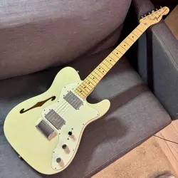 RARE 2001 FENDER