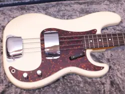 FENDER JAPAN PB62-98 VHW '82 JV SERIAL BASS GUITAR